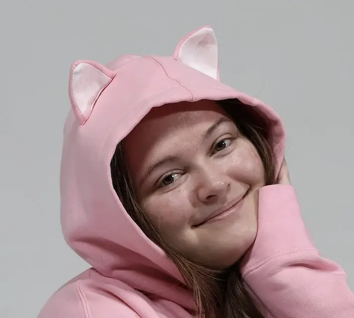 Carlie wearing ComfyKitsu hoodie